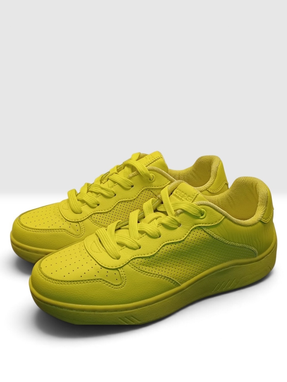 Men's Yellow Athletic Sneakers - Bold Casual Trainers